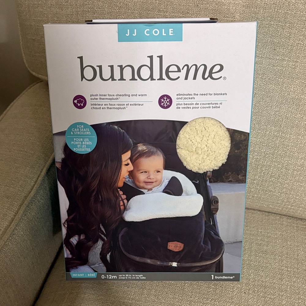 JJ Cole Bundleme Infant Cover in Black and White